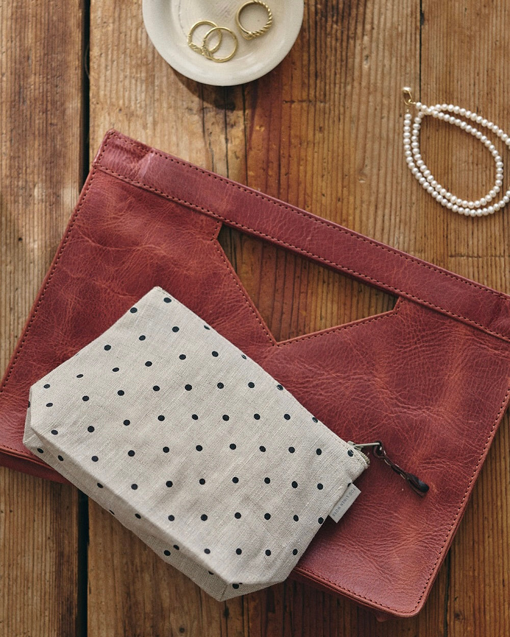 Chris Pouch: Natural Dot