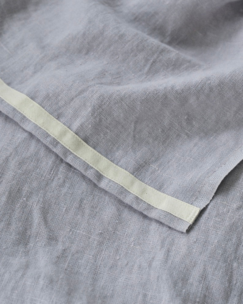 Linen Blanket: Ice Grey