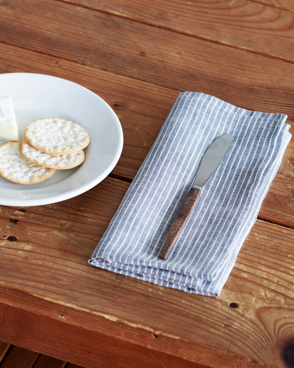 Napkin: Grey Thin White Stripe