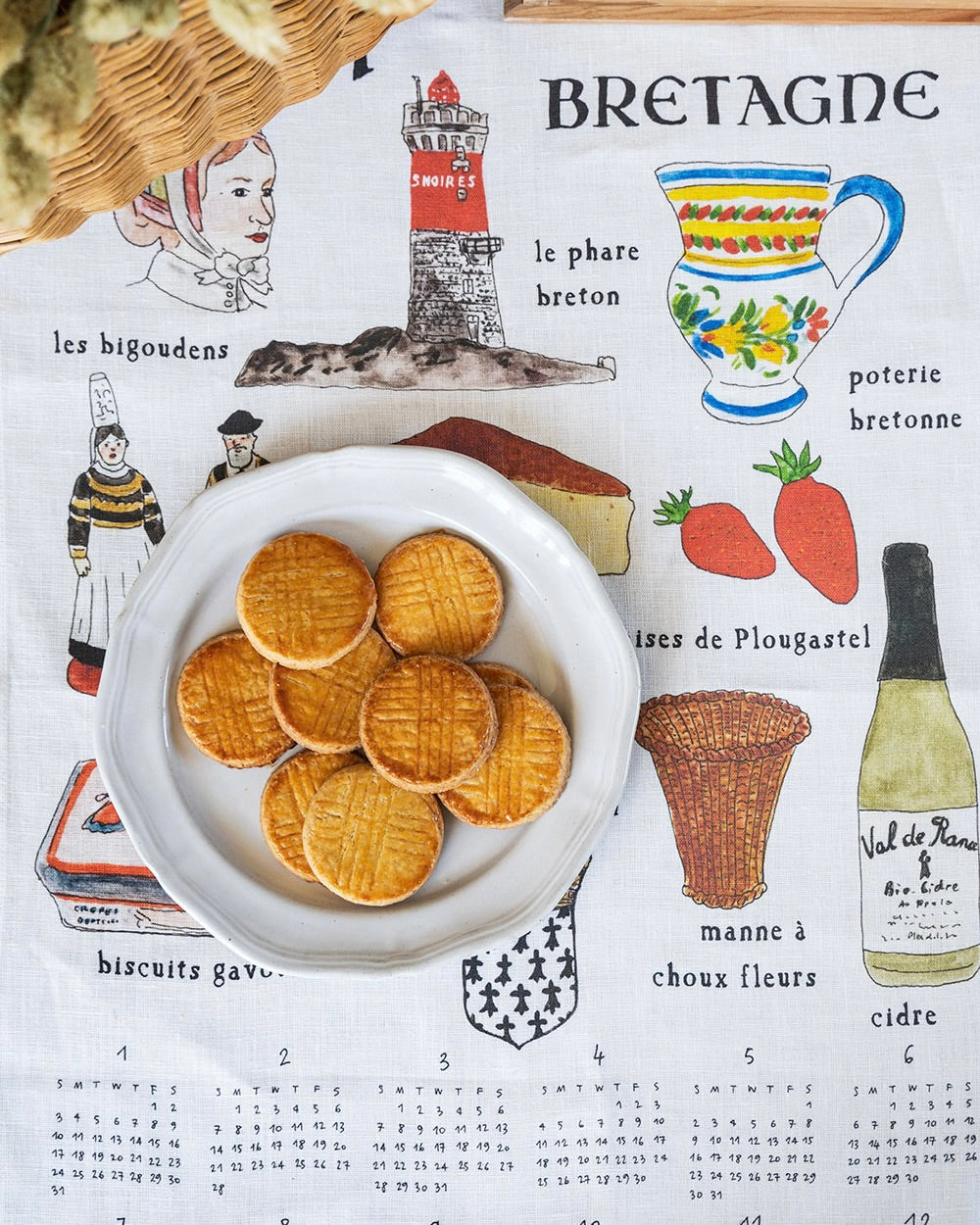 2027 Calendar Cloth: Souvenirs of Bretagne
