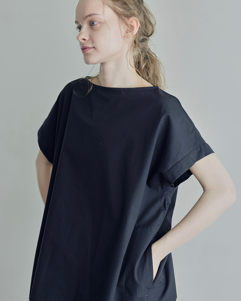 Thaili Top: Black