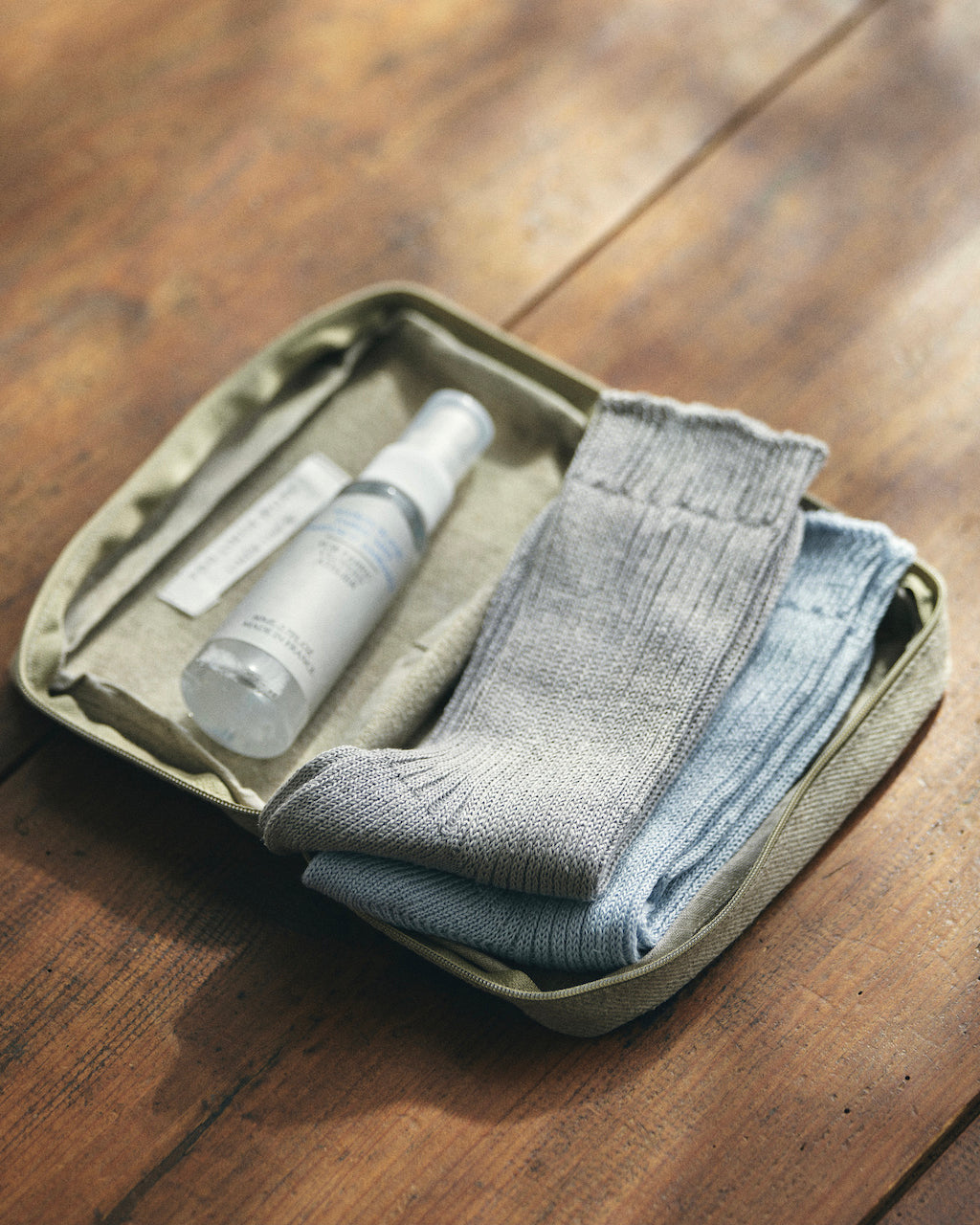 Sevan Pouch: Natural: Medium