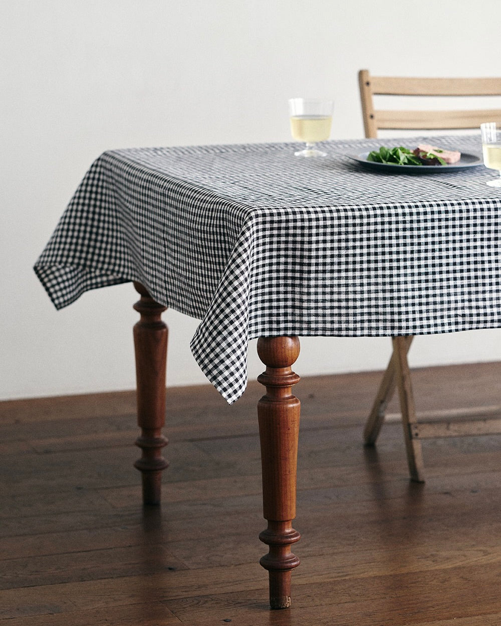 Tablecloth: Freddie