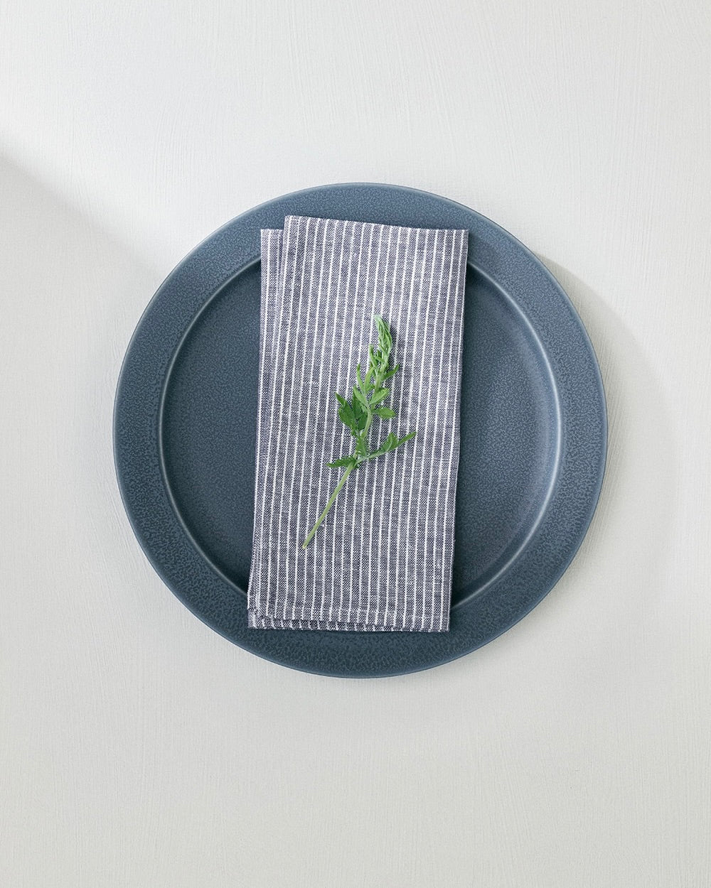 Napkin: Grey Thin White Stripe