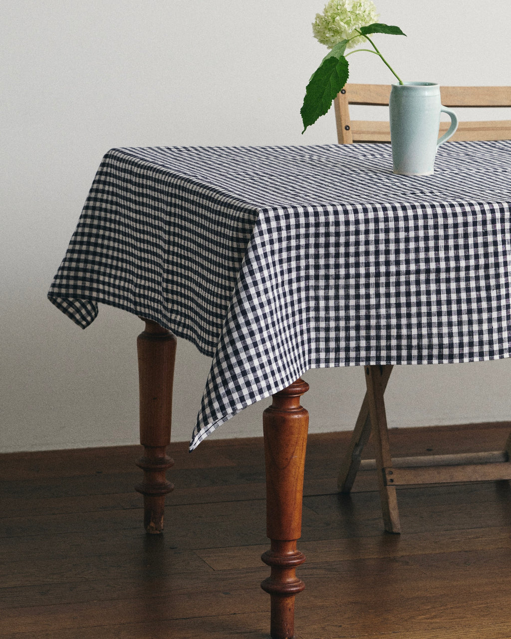 Tablecloth: Navy White Check