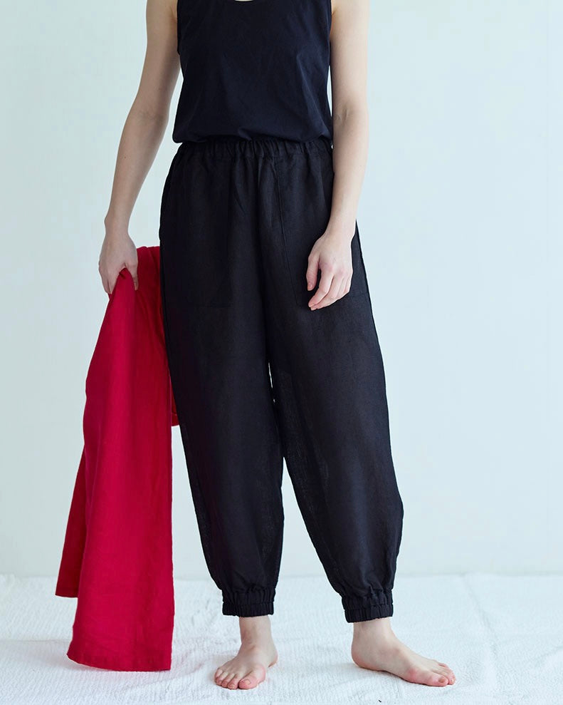 Leonie Pant: Black