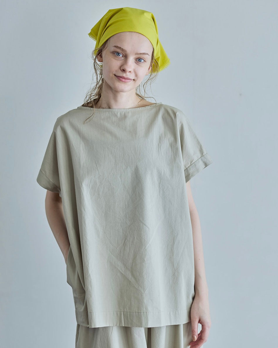 Thaili Top: Plaza Taupe