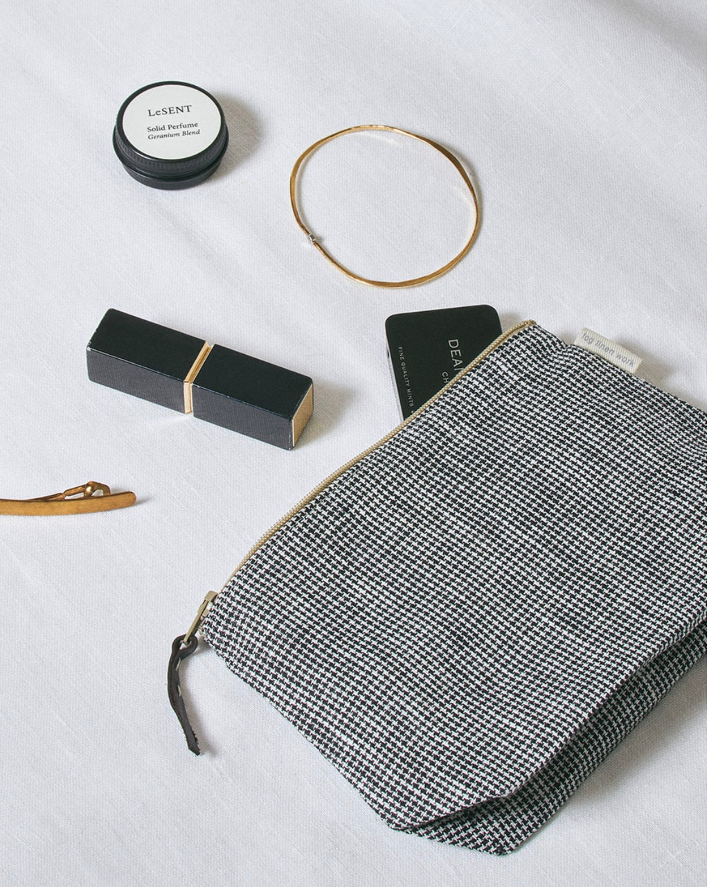Chris Pouch: Black Houndstooth