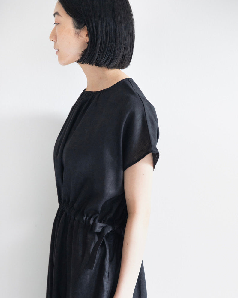 Hikari Dress: Black
