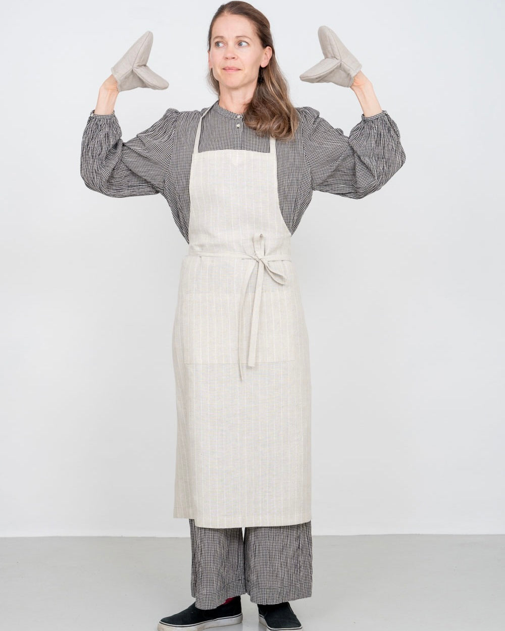Full Apron: Riley